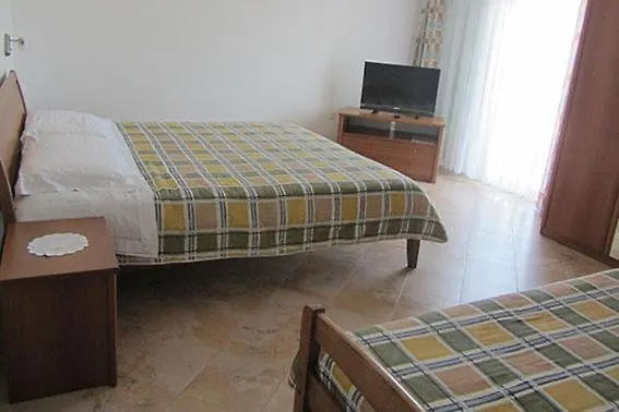 Apartment Seaside Serenity Awaits At Marija